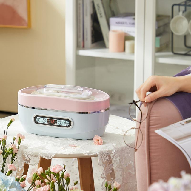 휴대용 유리병이 있는 요구르트 메이커